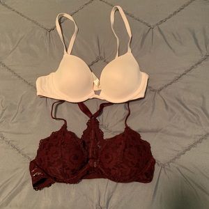 VS/ Pink bras